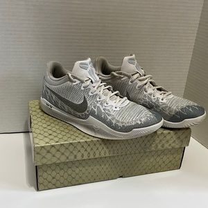 Nike shoes, Kobe mamba rage- sz 8.5 mens